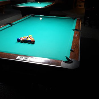 Brunswick Gold Crown II Pool Table